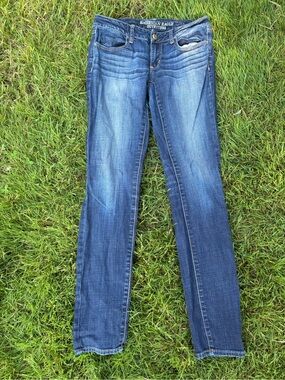 American Eagle Outfitters Dark Blue Jegging Super Stretch Jeans